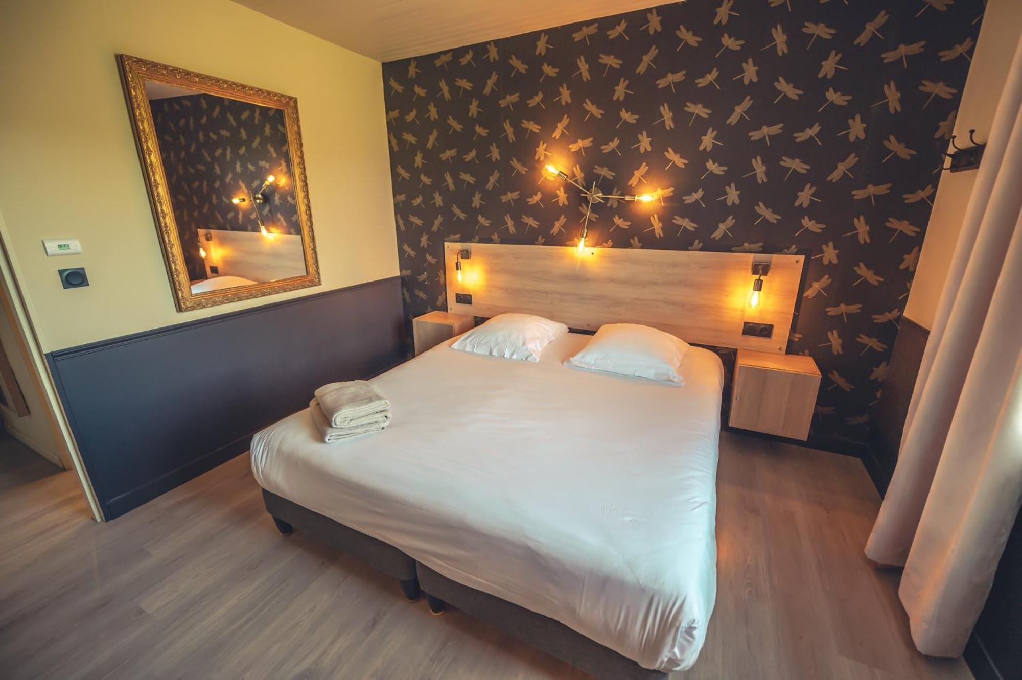 Logis Hotel Restaurant Le Plantevin Propiac 외부 사진