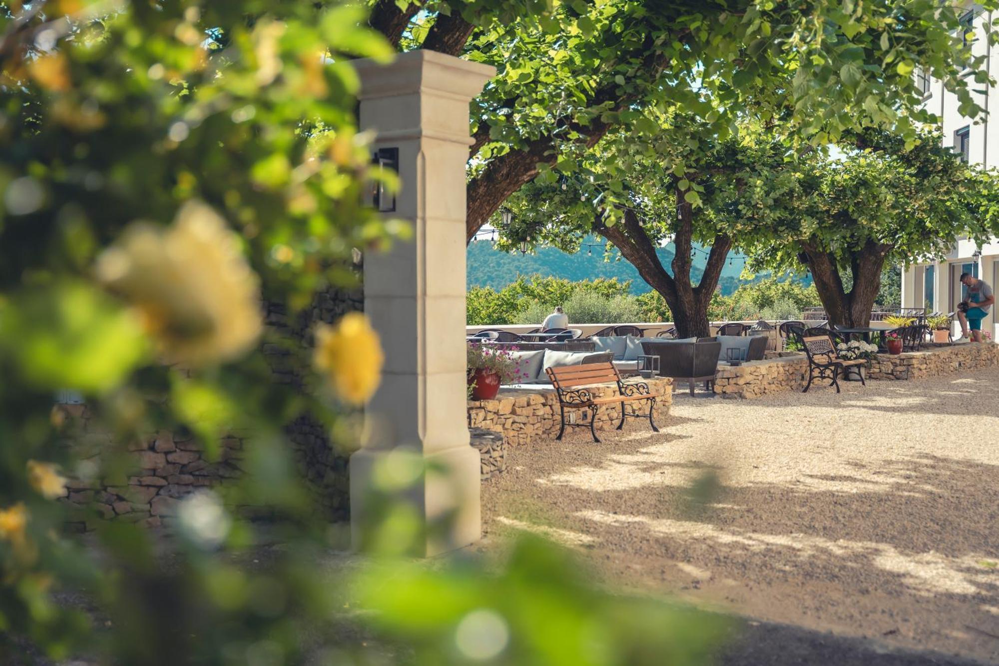 Logis Hotel Restaurant Le Plantevin Propiac 외부 사진