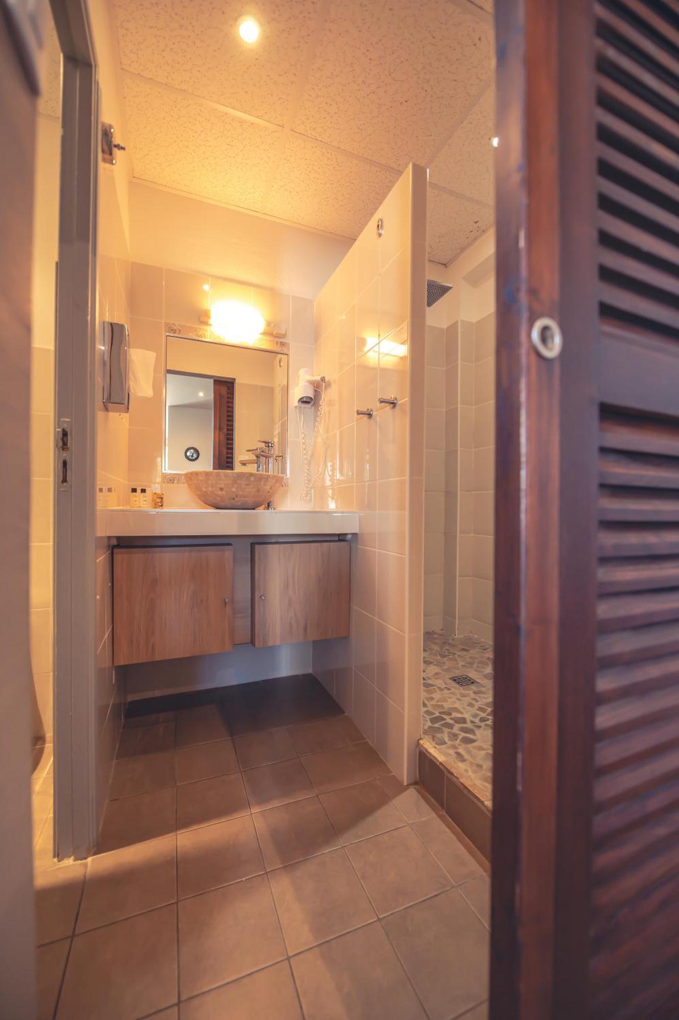 Logis Hotel Restaurant Le Plantevin Propiac 외부 사진
